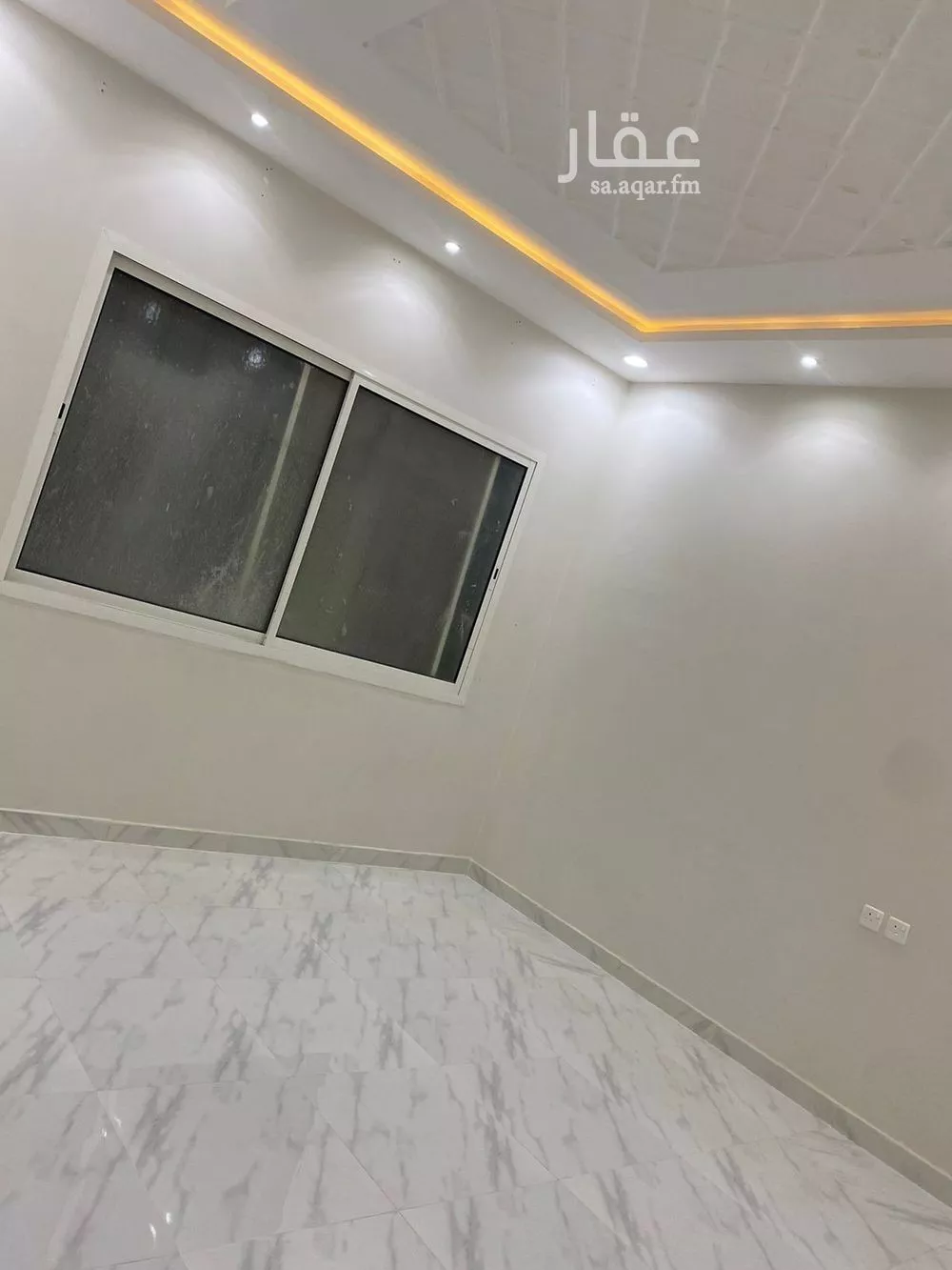 3 bedroom floor in Al Janadriyah 5