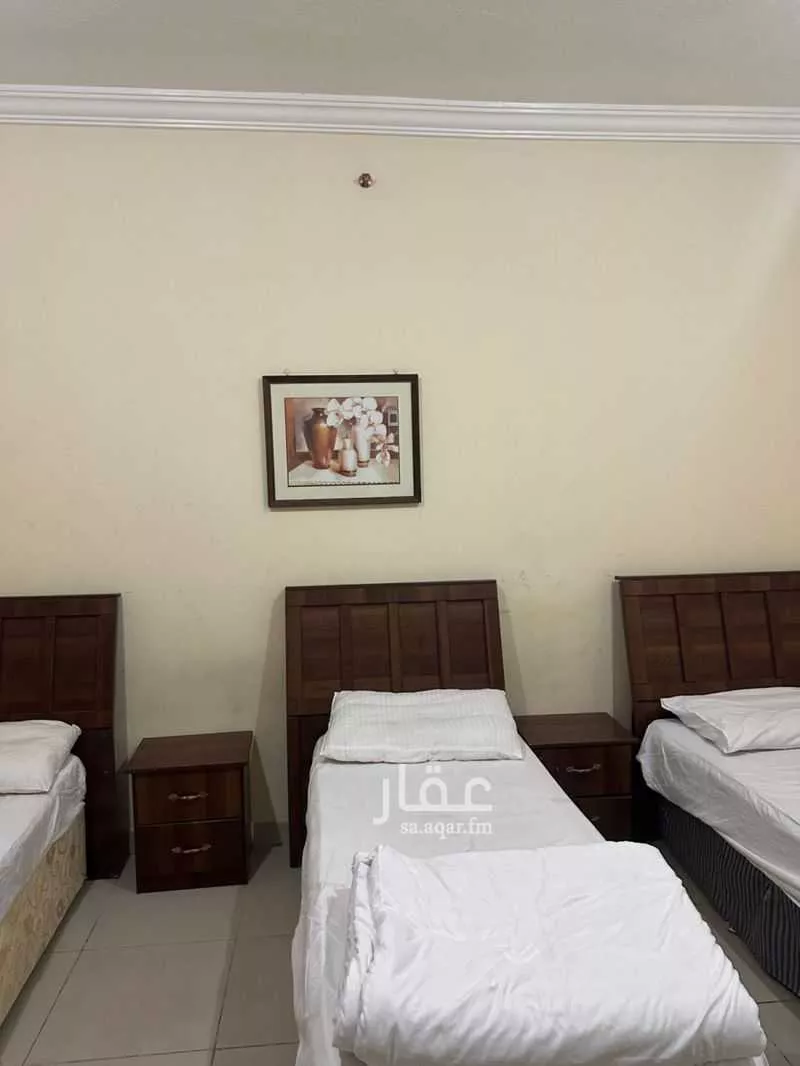 عمارة 744 م² في الهجرة 4