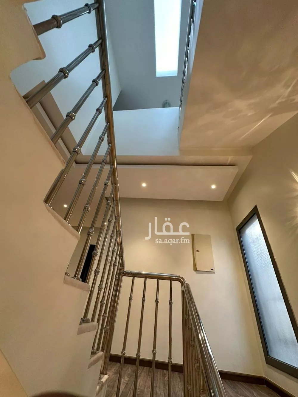 فيلا 7 غرف في الربيع 4