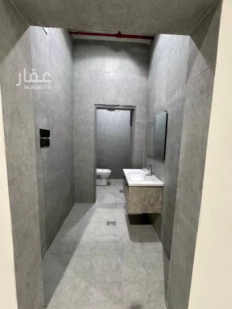 مستودع 4400 م² في طيبة 2