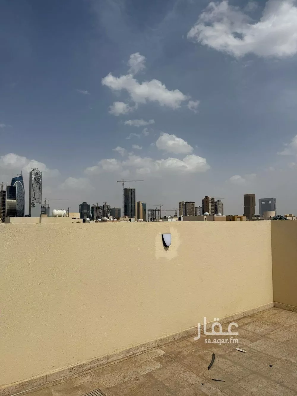 3 bedroom floor in Al Aqiq 5
