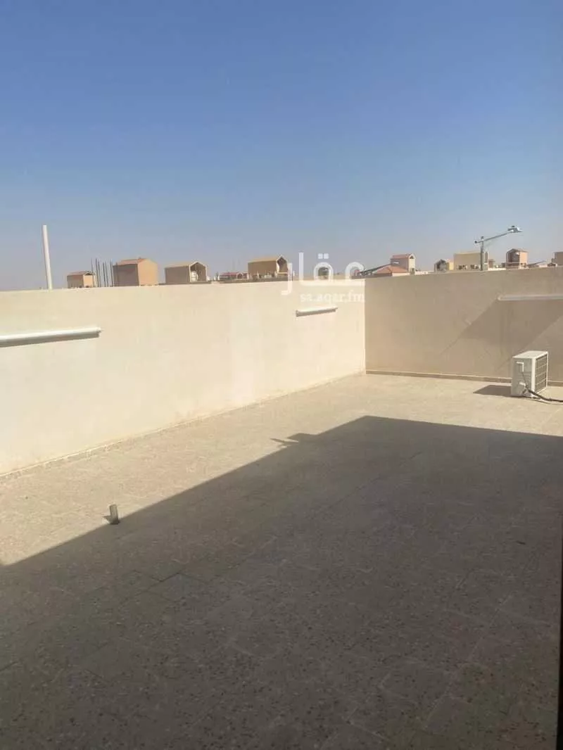 شقة 4 غرف في طويق 5