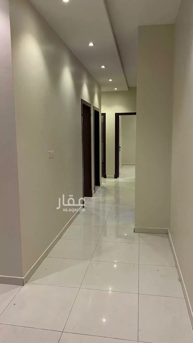 4 bedroom apartment in Al Rawdah 3