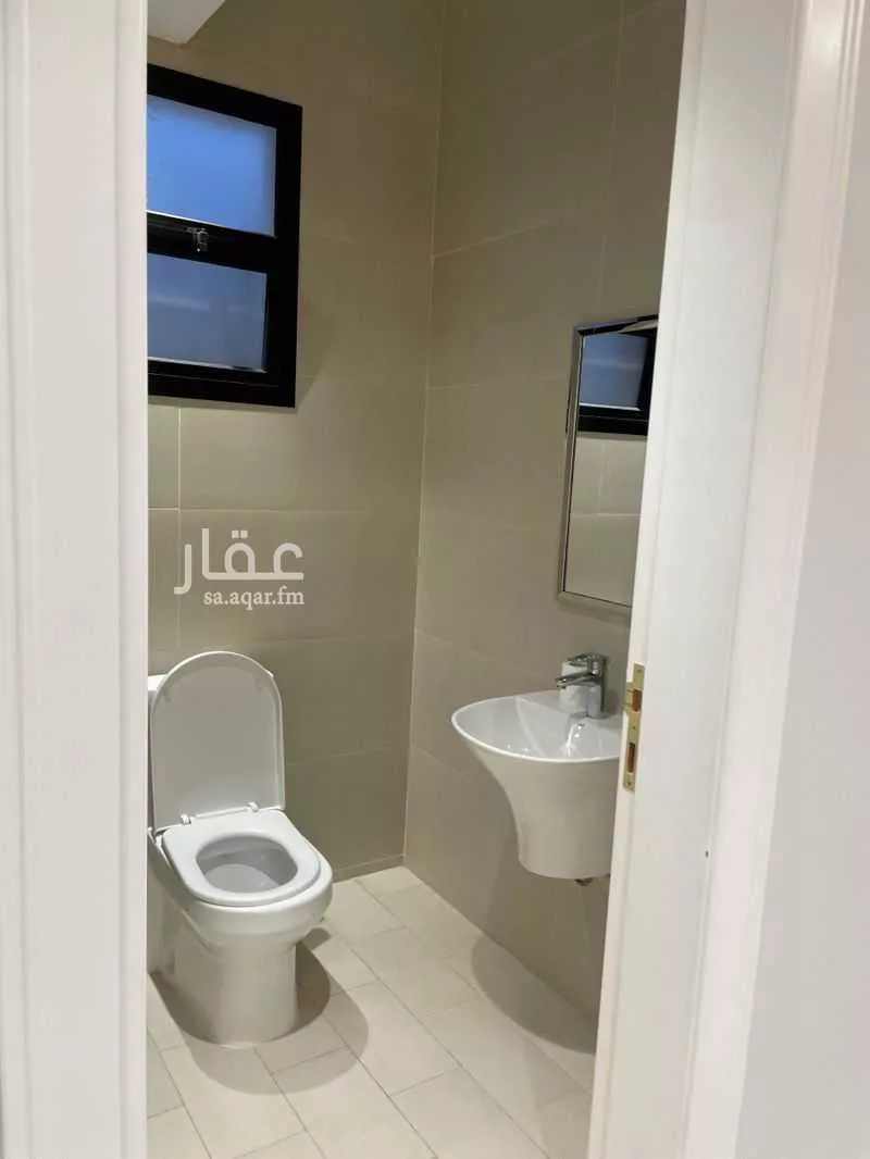 4 bedroom apartment in Al Malqa, Riyadh 7