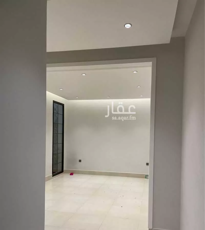 شقة 4 غرف في الملقا 2