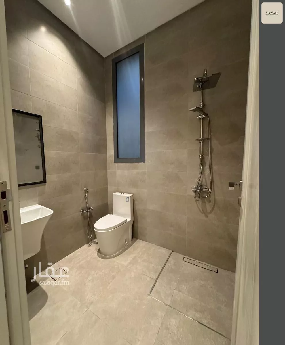 4 bedroom apartment in Al Yarmouk, Riyadh 7