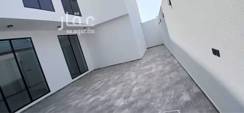 6 bedroom villa in Eastern Province 2