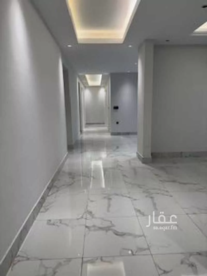 شقة 4 غرف في الريان 3