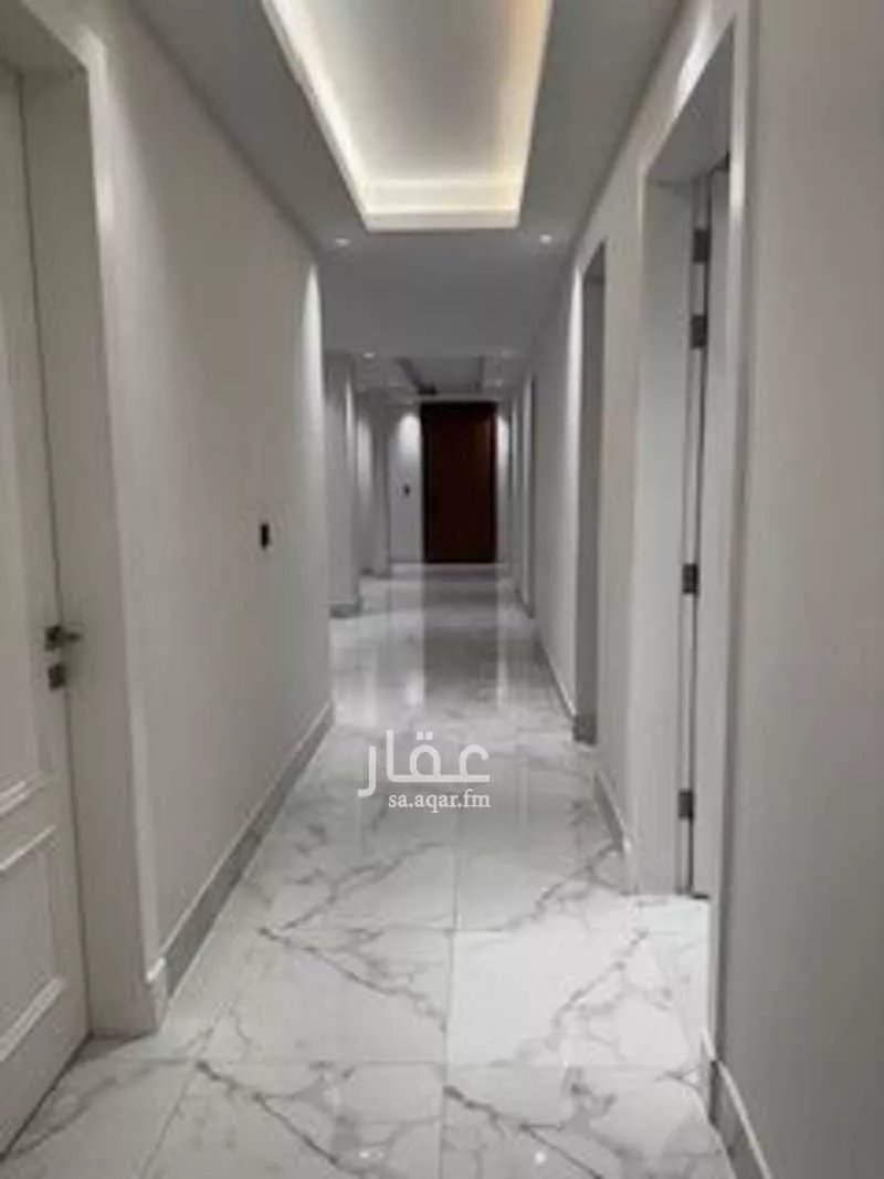 شقة 4 غرف في الريان 5