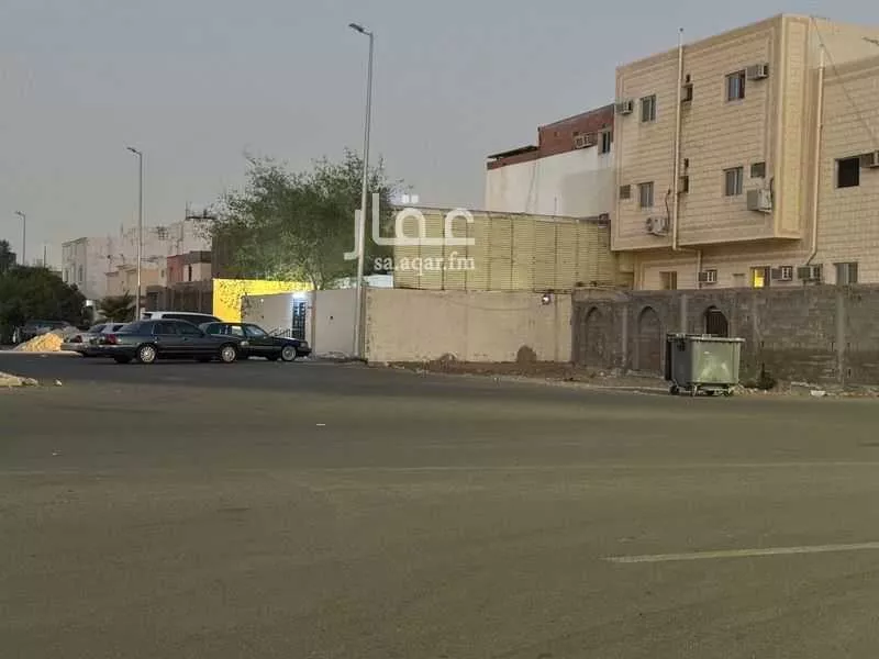 land in As Sikkah Al Hadid, Madinah 4