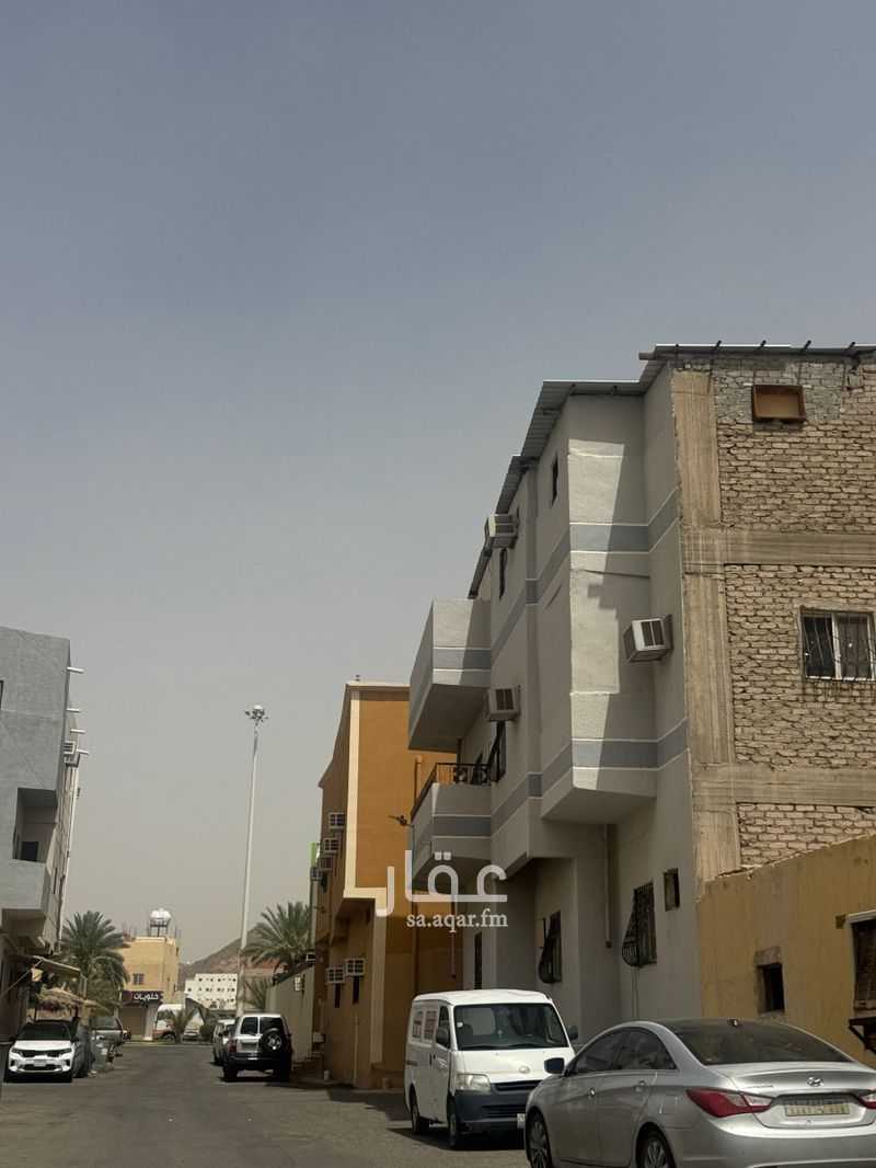 16 bedroom building in Al Baraka, Madinah 8