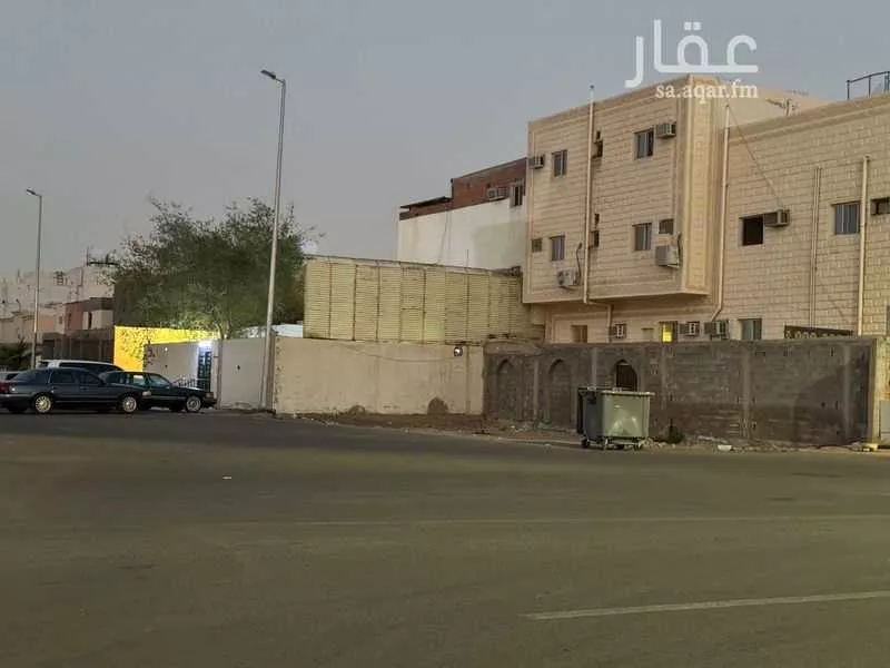 land in As Sikkah Al Hadid, Madinah 5