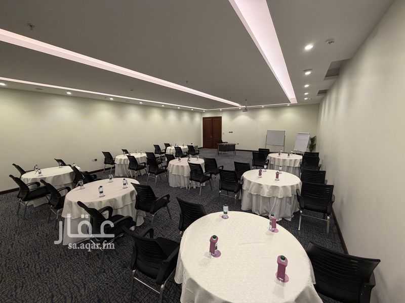 2 bedroom office in Al Nuzhah, Riyadh 3