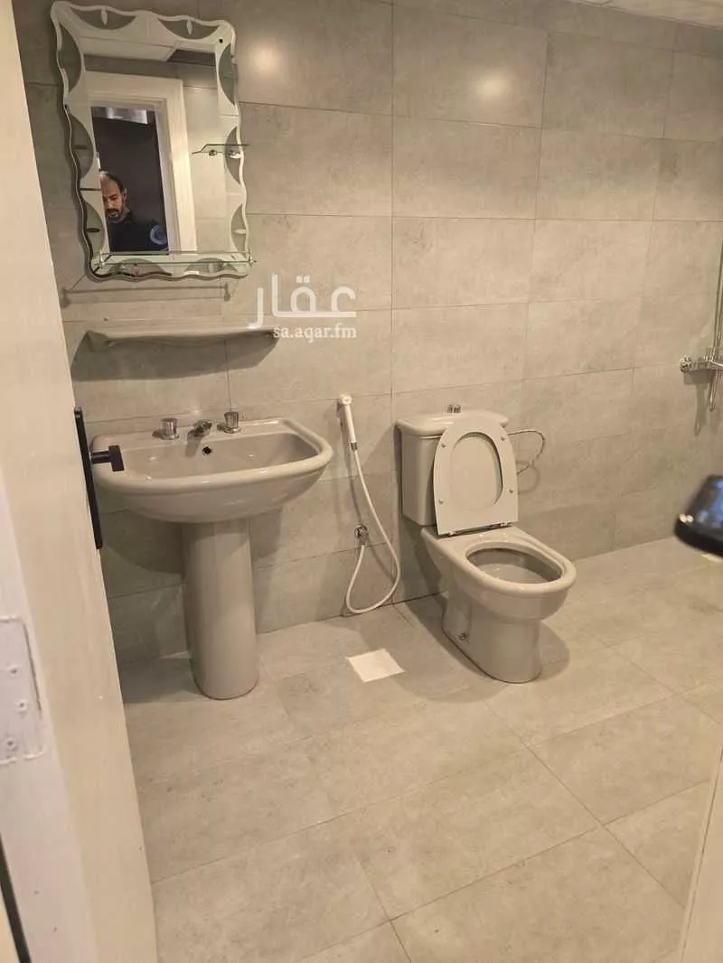 2 bedroom apartment in Al Safa, Jeddah 18