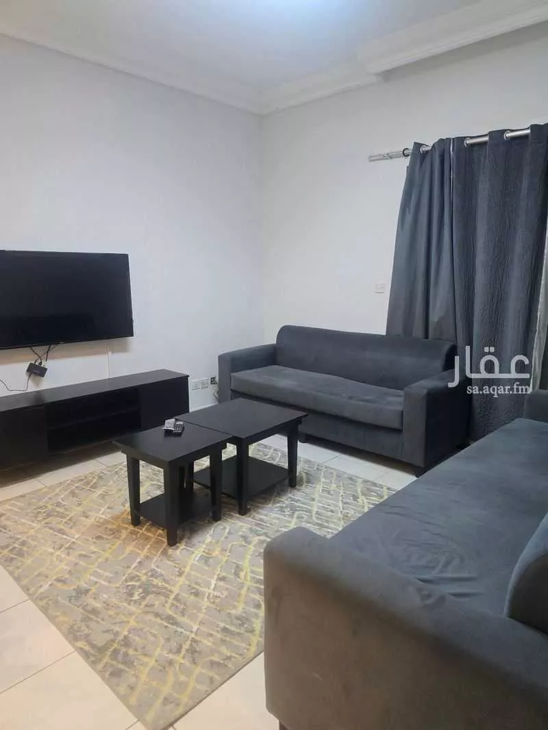 2 bedroom apartment in Al Sharafiyah, Jeddah 9