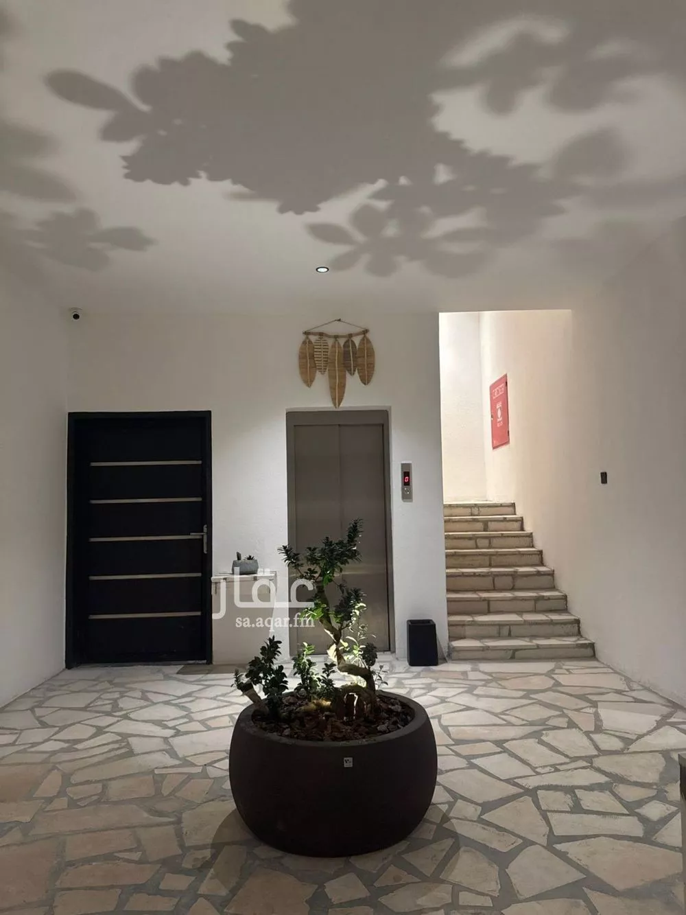 شقة 1 غرف في الملقا 3