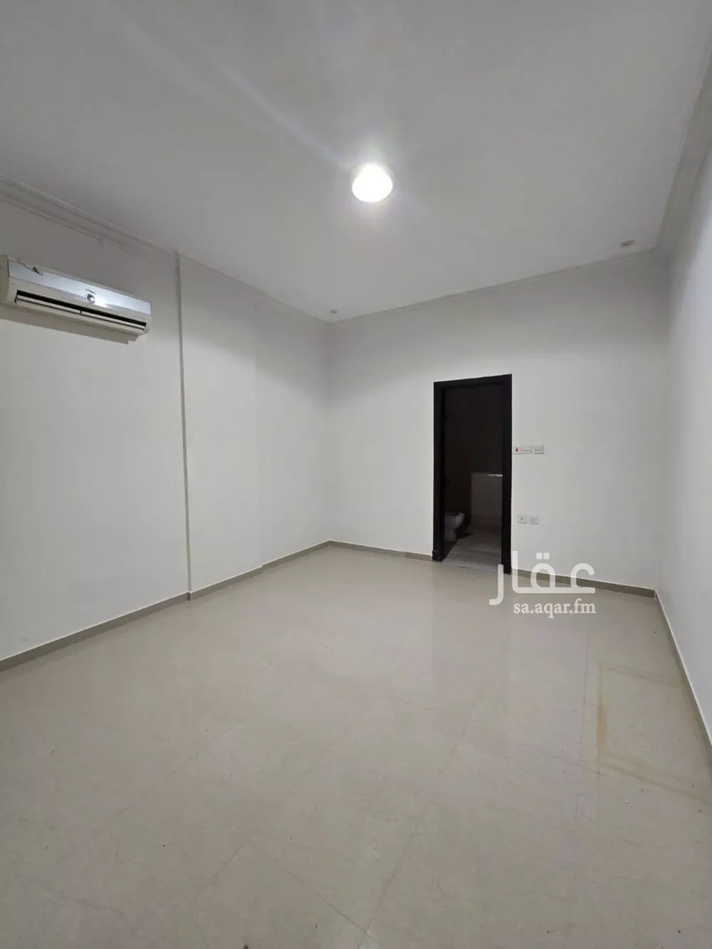 شقة 1 غرف في الملقا 3