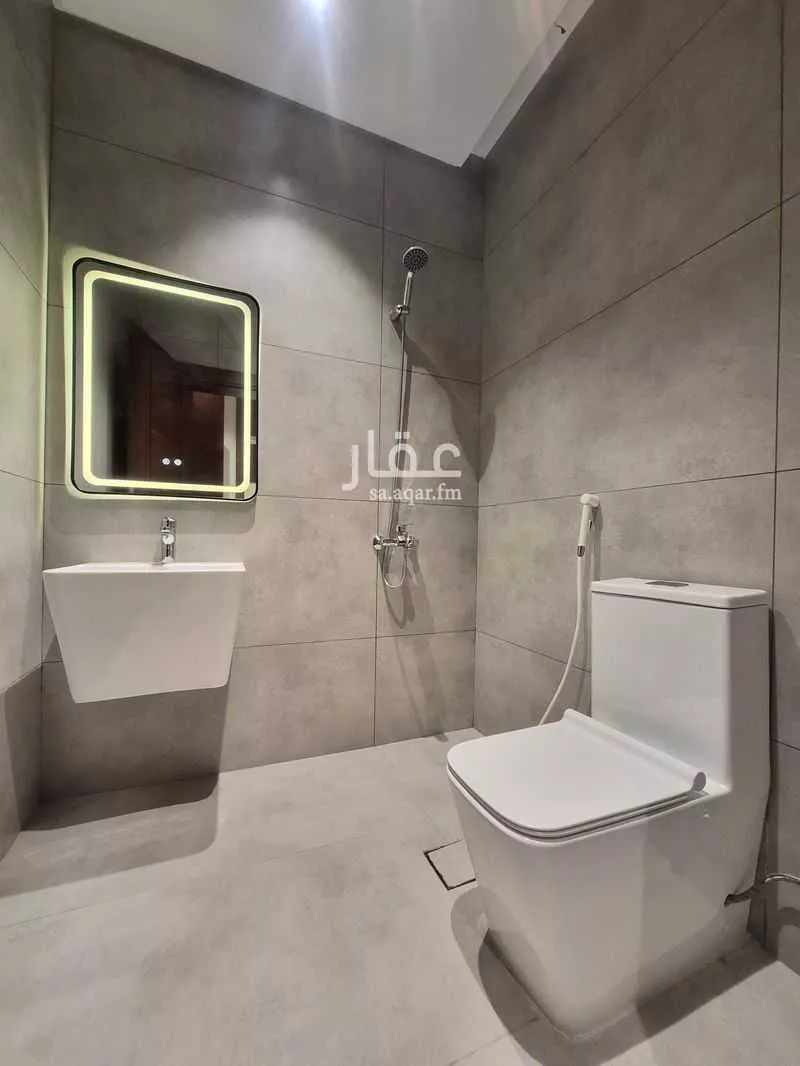 3 bedroom apartment in Al Aziziyah, Jeddah 6