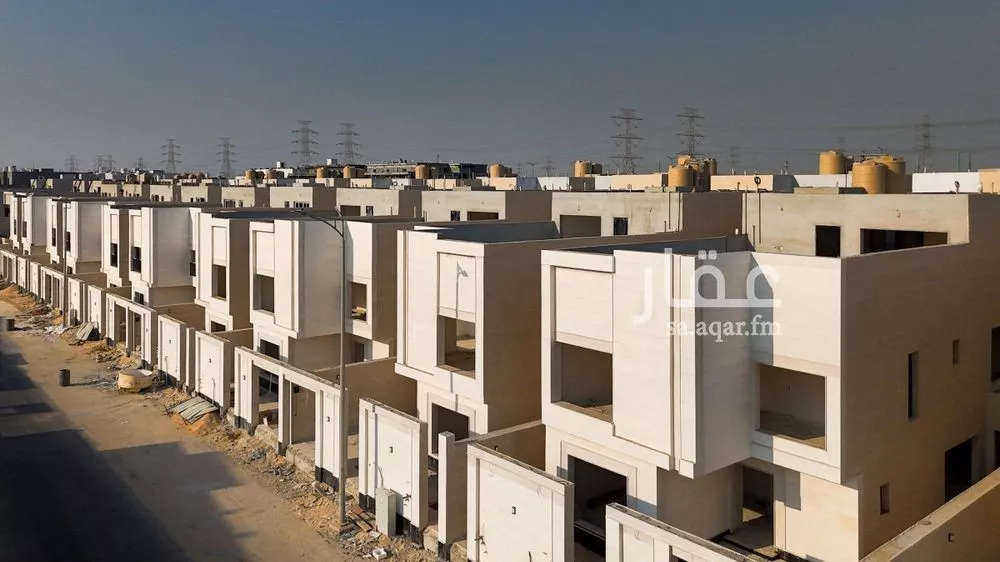 6 bedroom duplex in Al Amal 2