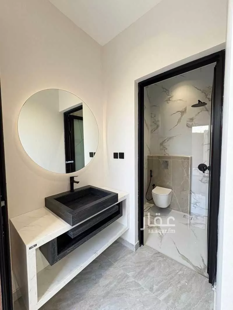 شقة 6 غرف في طيبة 5