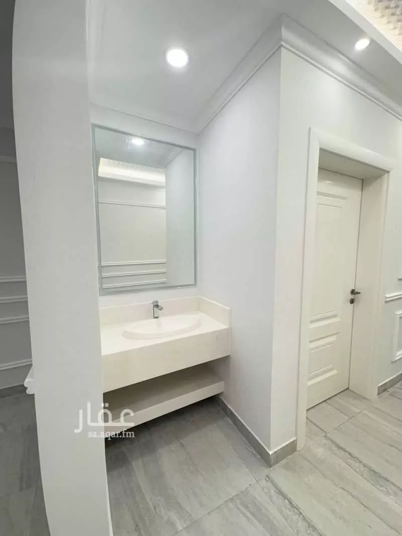 شقة 5 غرف في الحمرا 4