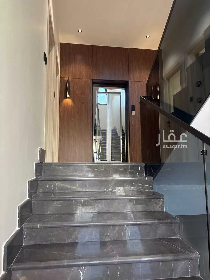 شقة 6 غرف في طيبة 3