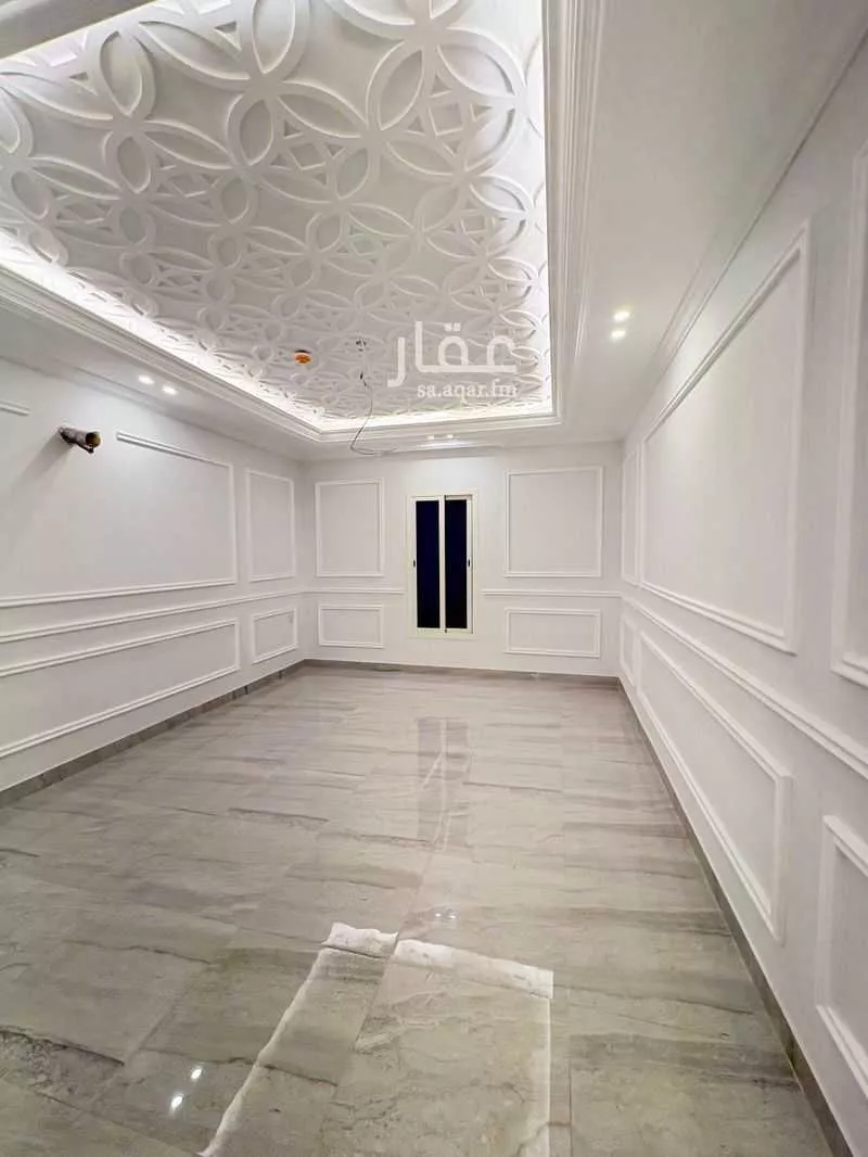 شقة 5 غرف في الحمرا 3