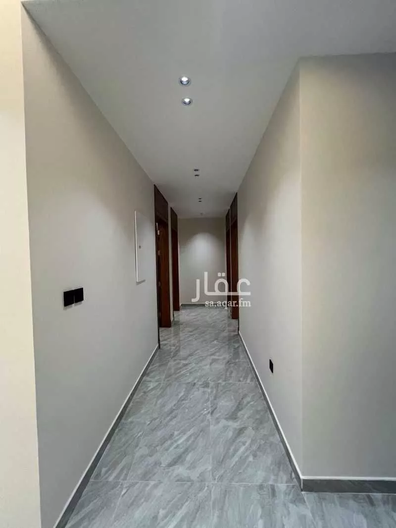 شقة 6 غرف في طيبة 5