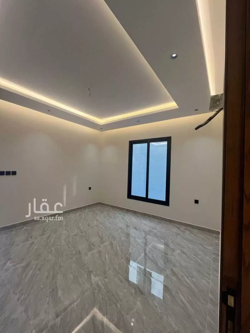 شقة 6 غرف في طيبة 3