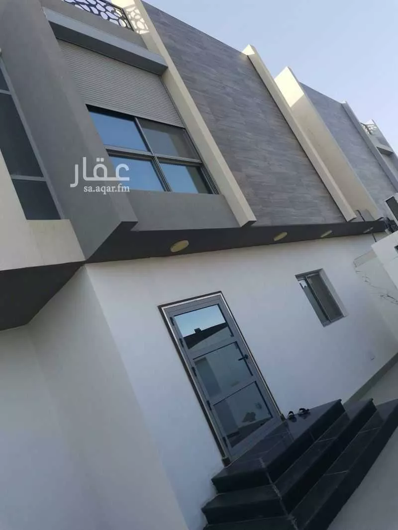 فيلا 8 غرف في الصوارى 4