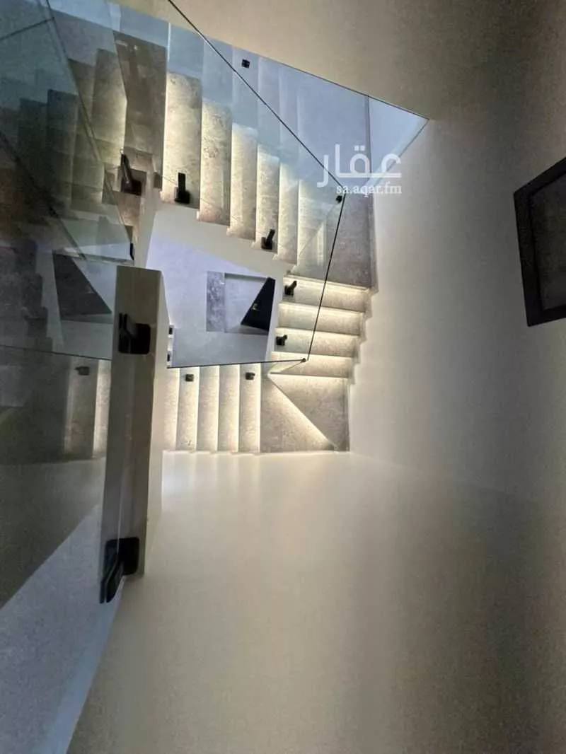 7 bedroom villa in Al Munsiyah, Riyadh 4