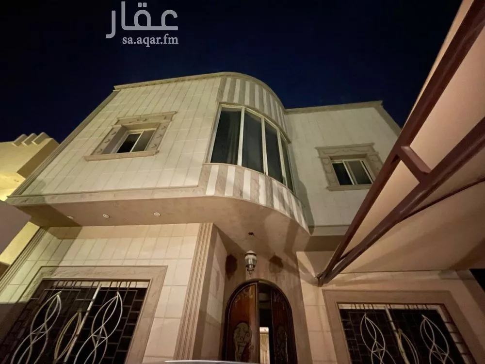 فيلا 5 غرف في الياسمين 1