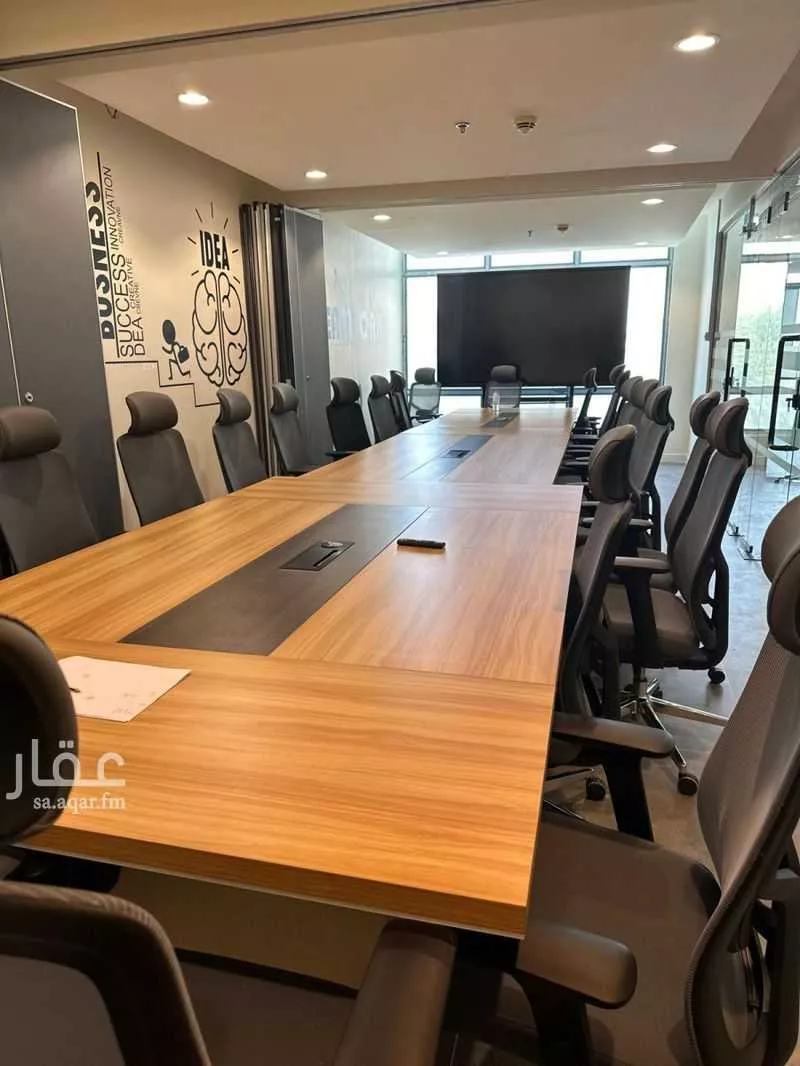 18 bedroom office in Al Aridh, Riyadh 14