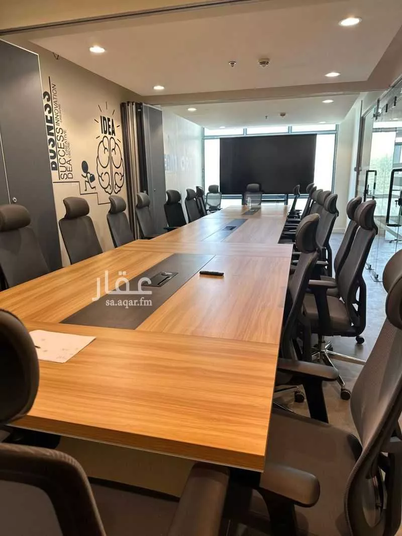 18 bedroom office in Al Aridh, Riyadh 5