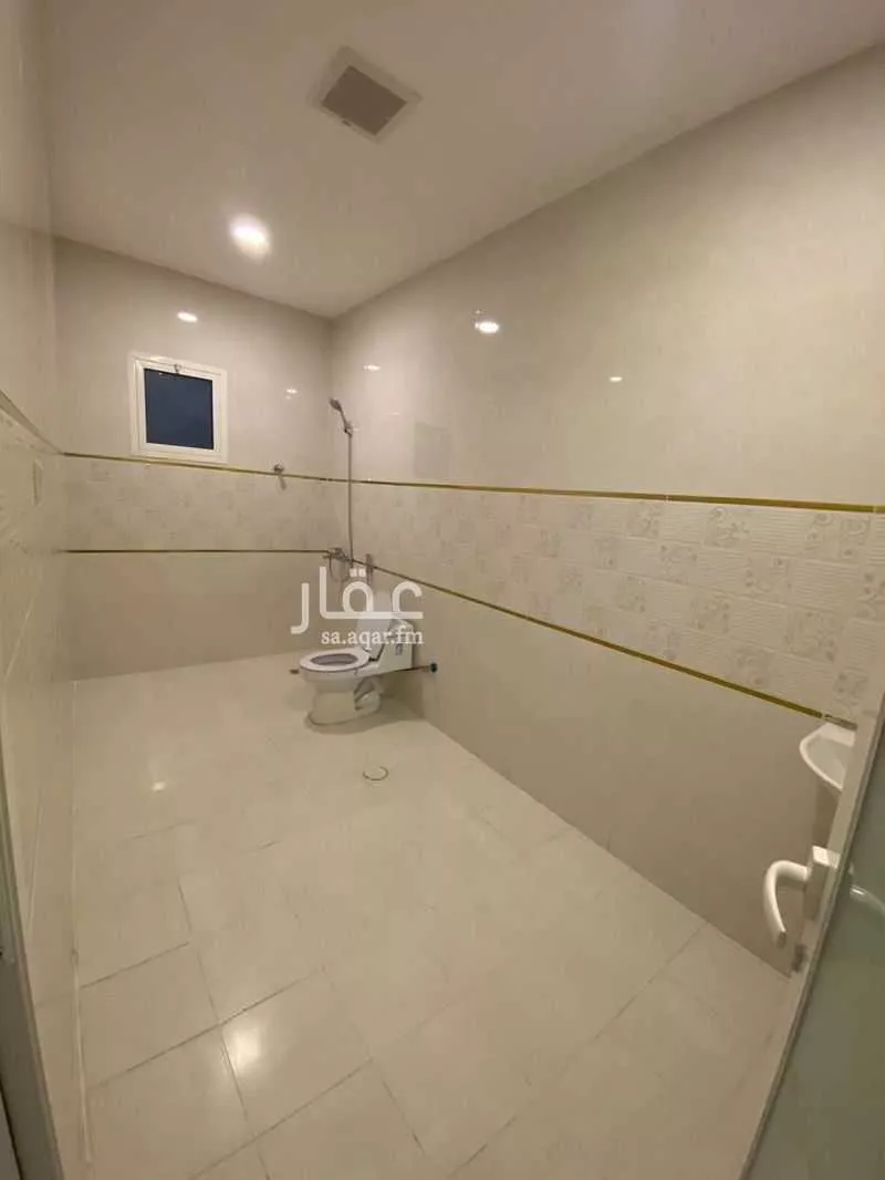 شقة 4 غرف في طيبة 5