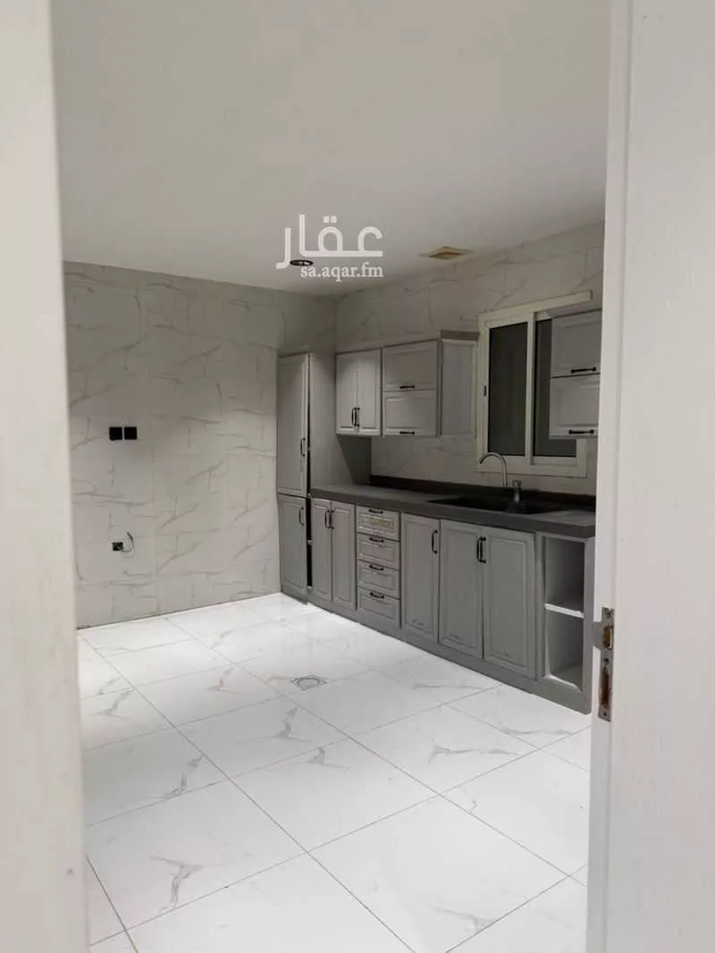 شقة 5 غرف في الشعلة 3