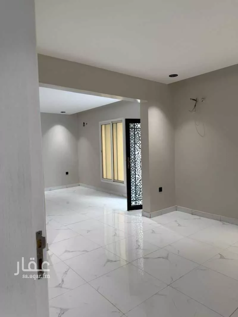 شقة 5 غرف في الشعلة 1