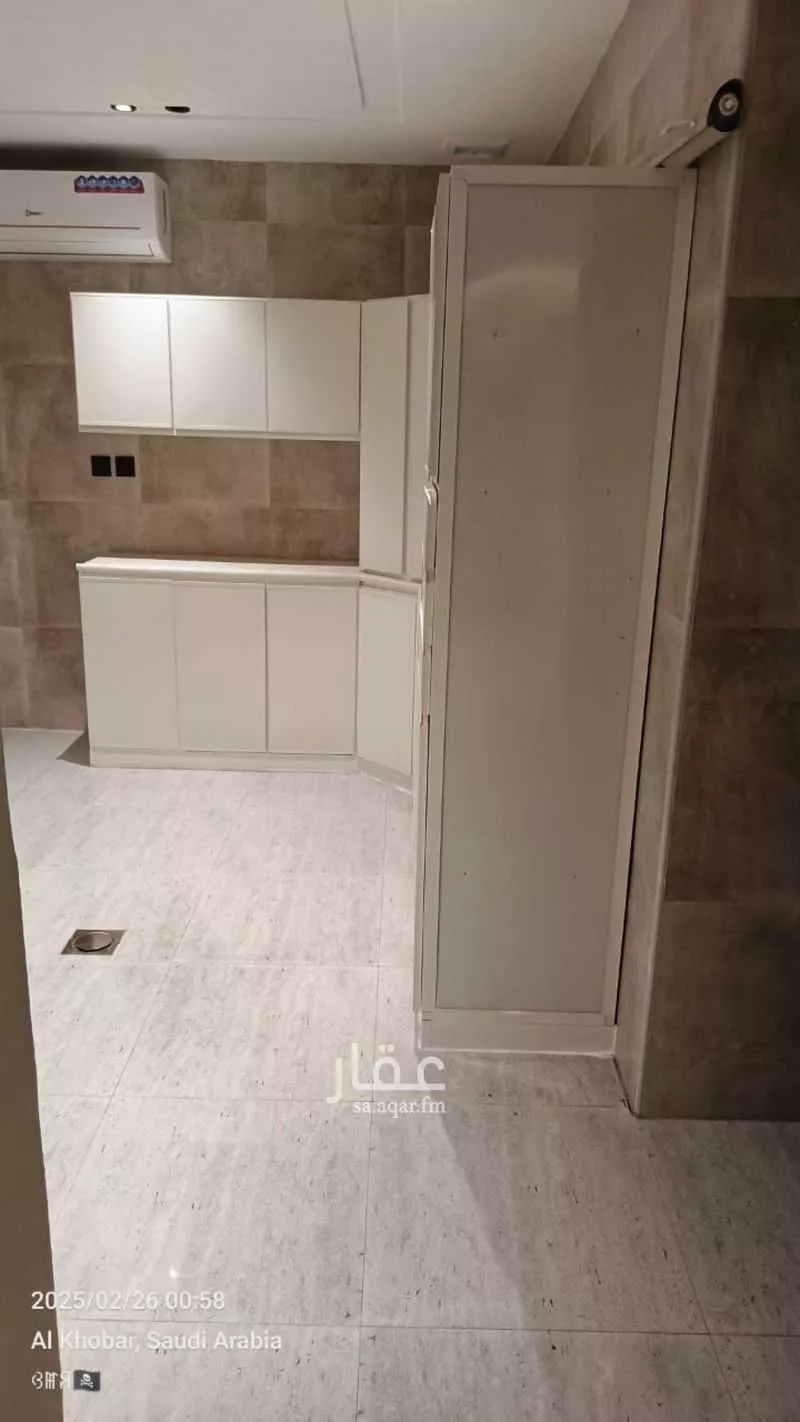 شقة 3 غرف في الحمرا 2