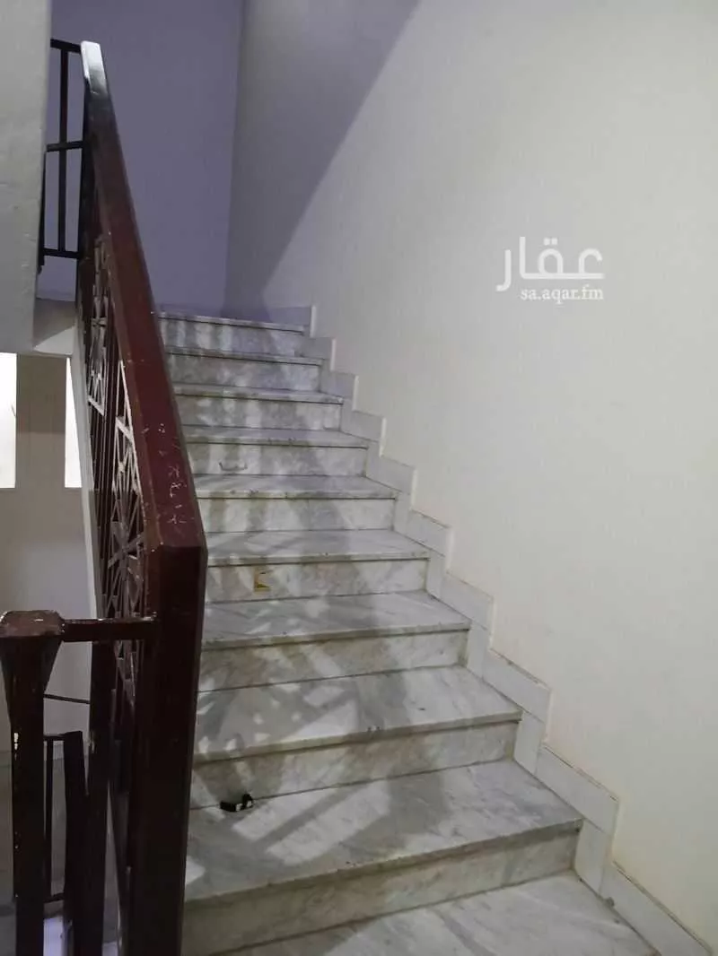 عمارة 1020 م² في الروابي 2