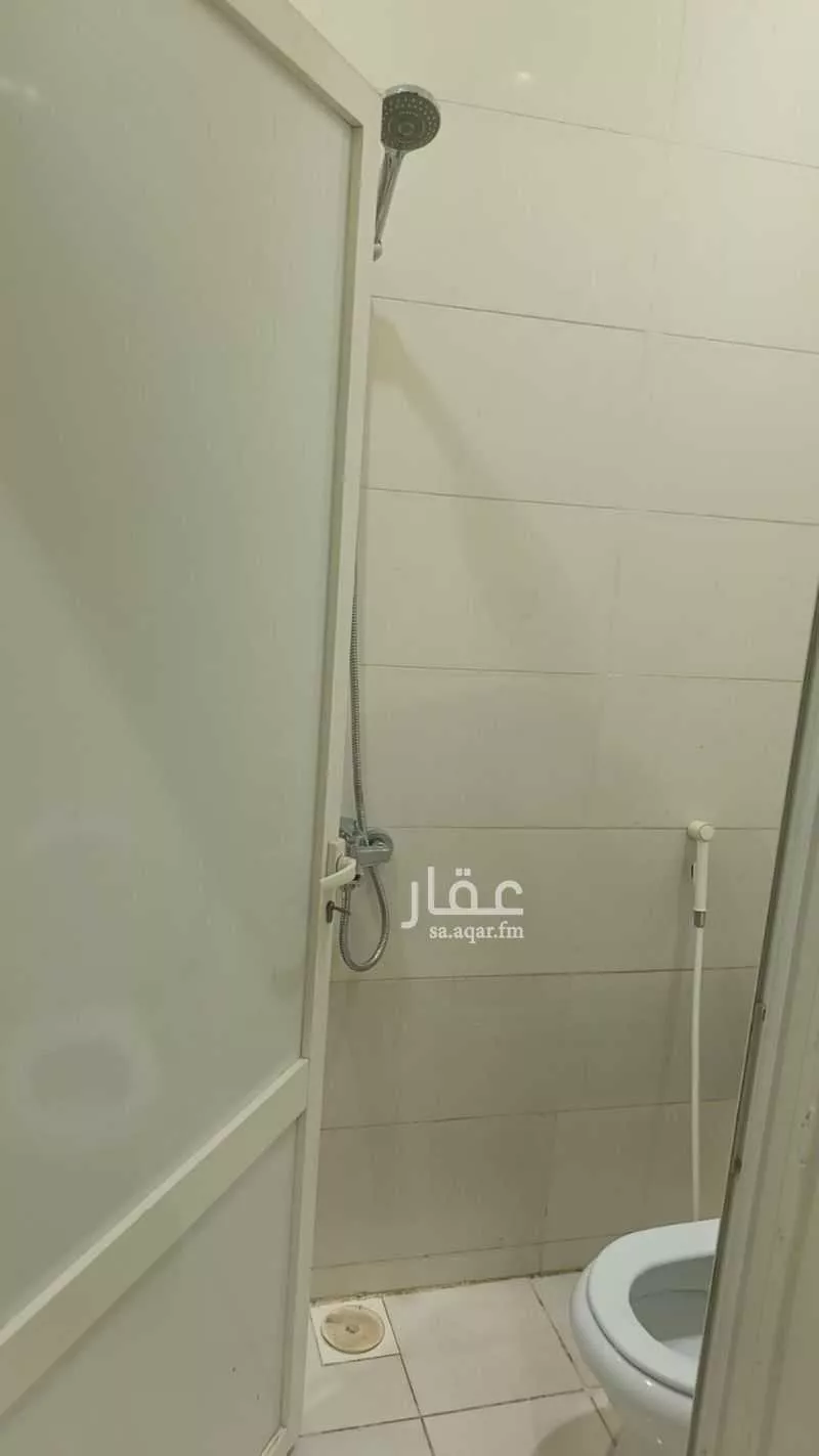 شقة 4 غرف في الواحة 5