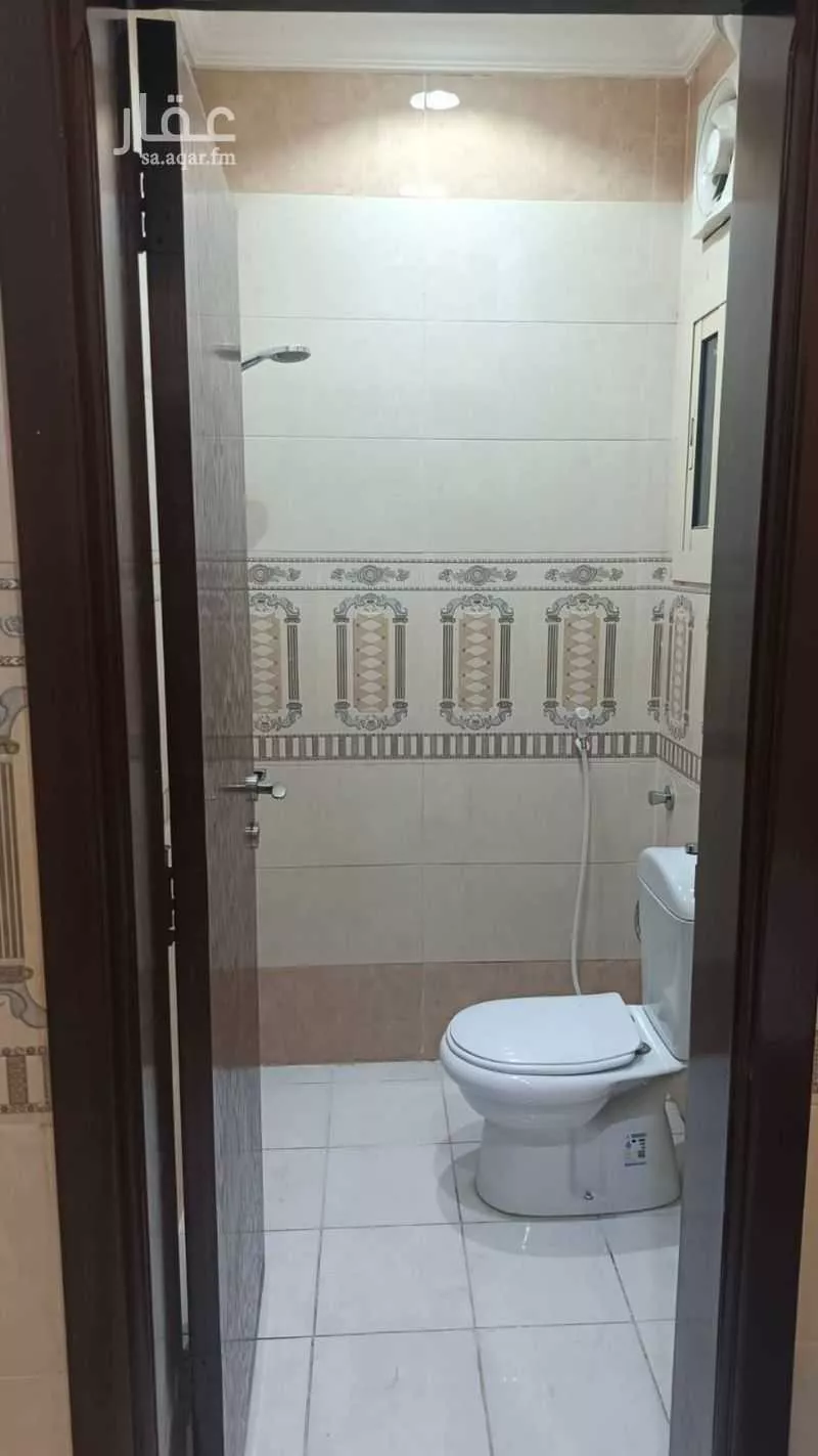 شقة 4 غرف في الواحة 4