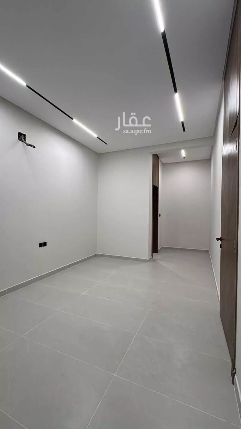 4 bedroom villa in Dhahrat Namar, Riyadh 15