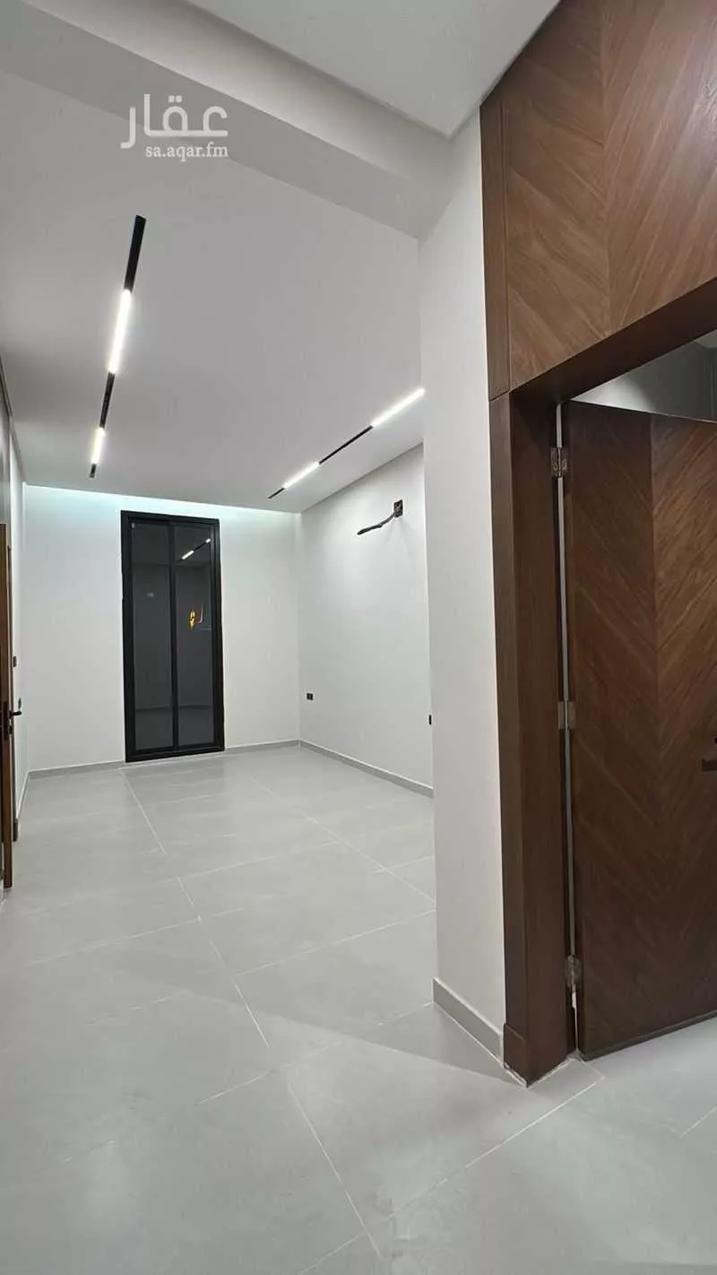 4 bedroom villa in Dhahrat Namar, Riyadh 18