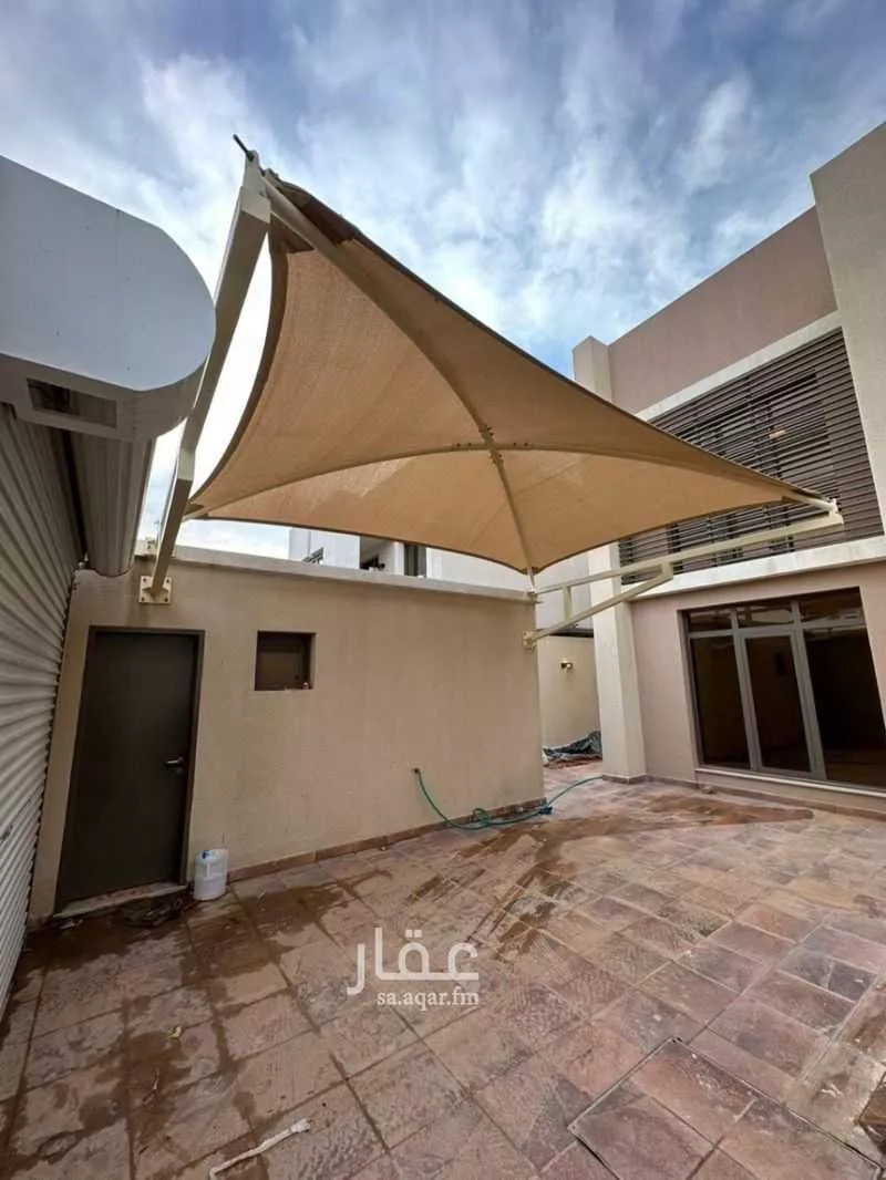 فيلا 5 غرف في الرمال 2