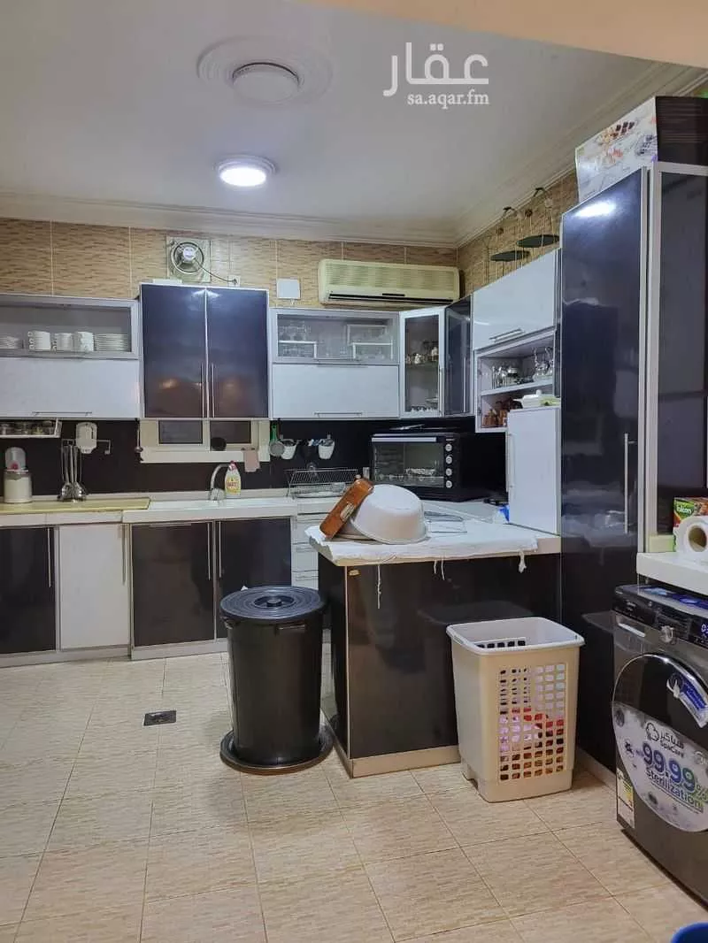 11 bedroom villa in Al Muntazah, Jeddah 18