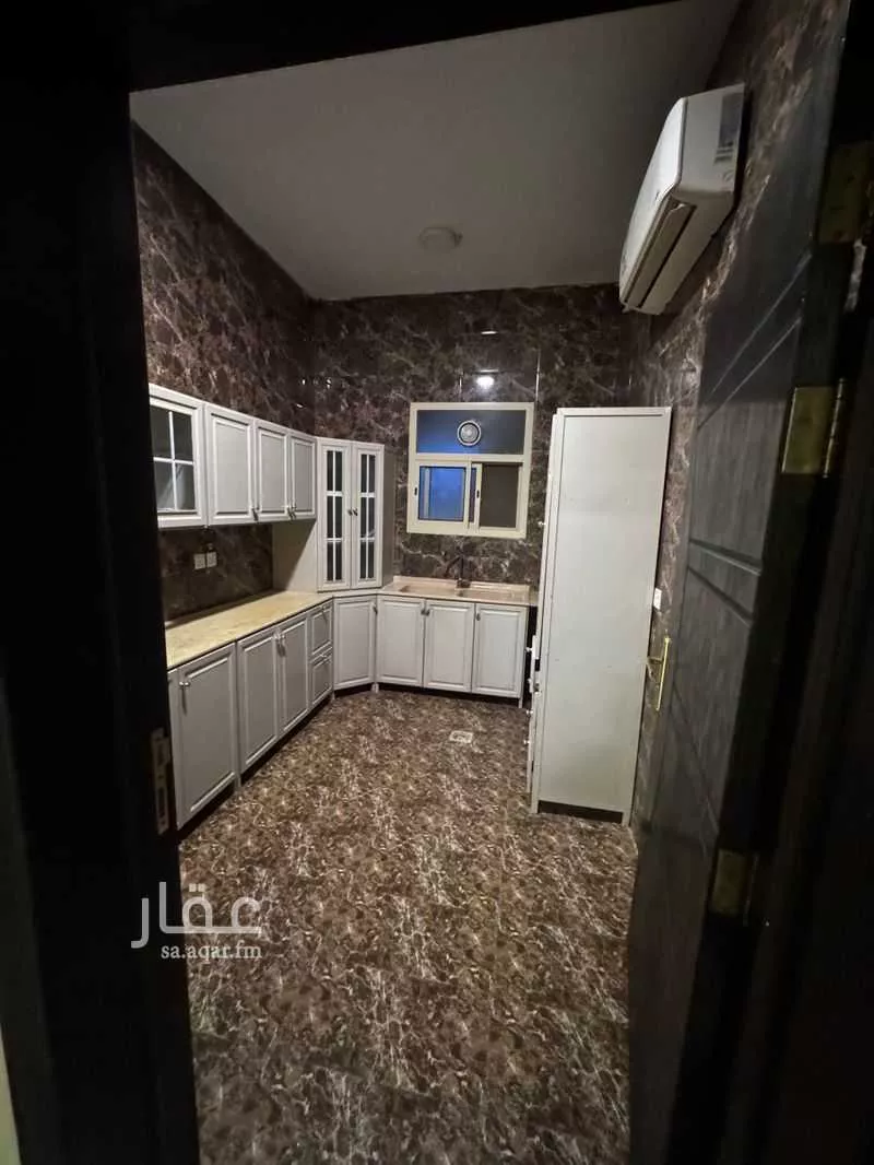 شقة 4 غرف في ظهرة لبن 2