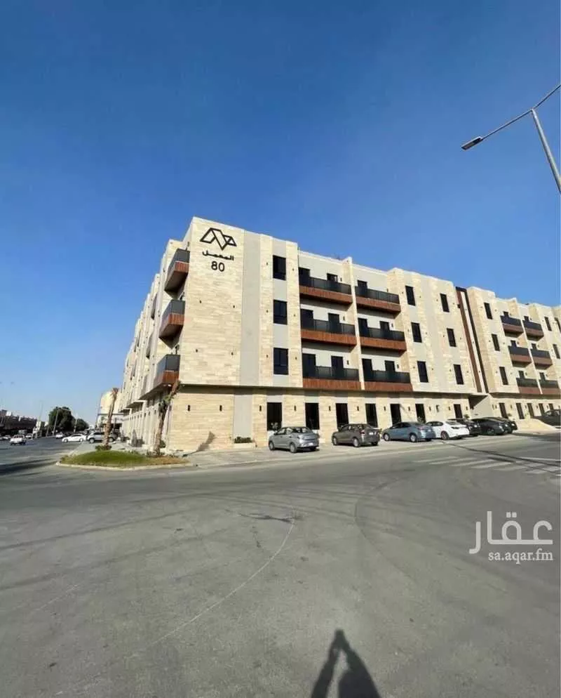 3 bedroom apartment in Al Rawdah 2