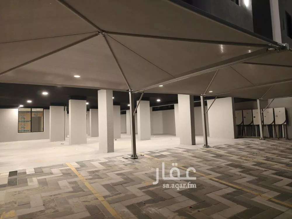 شقة 5 غرف في الحمرا 4