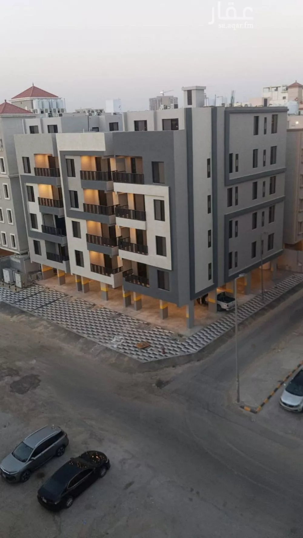 5 bedroom apartment in Al Hamra 1