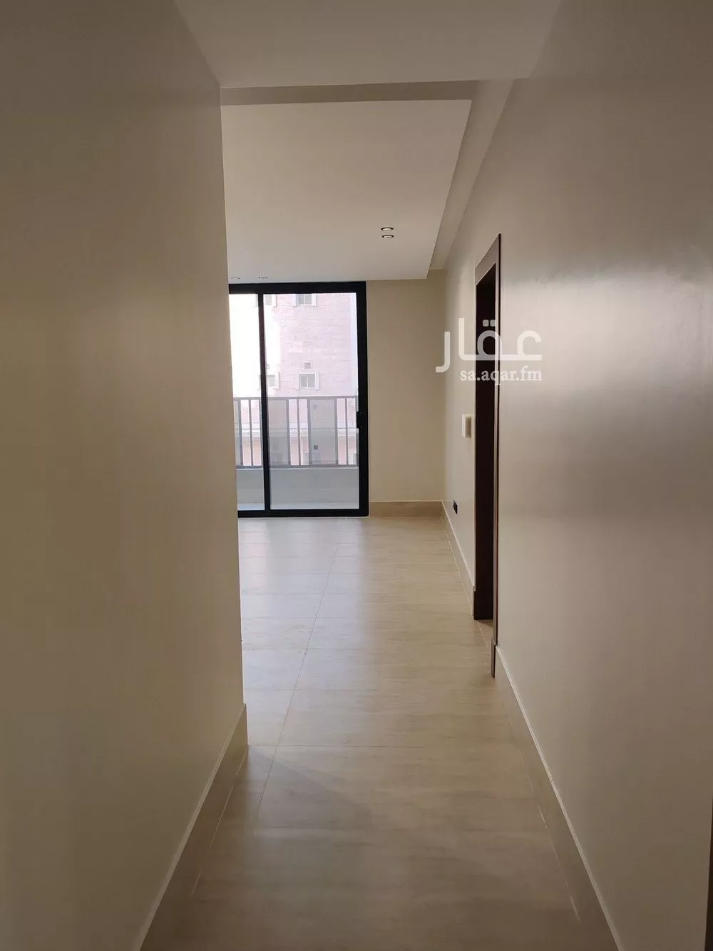 5 bedroom apartment in Al Hamra 4